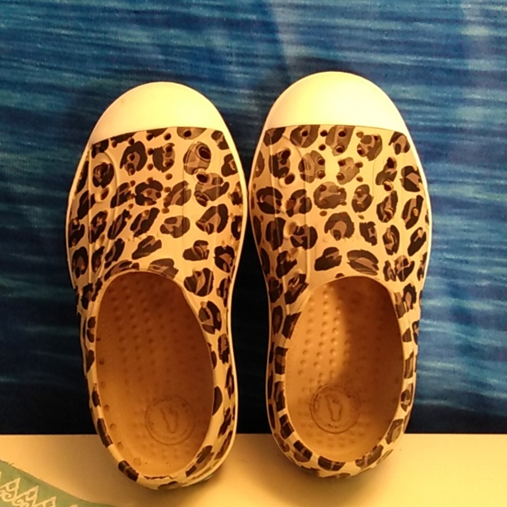native Slip-ons